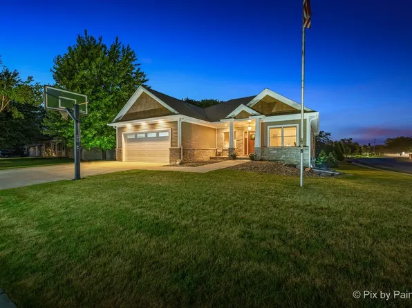 838 Geraldine Ct, Marengo, IL 60152