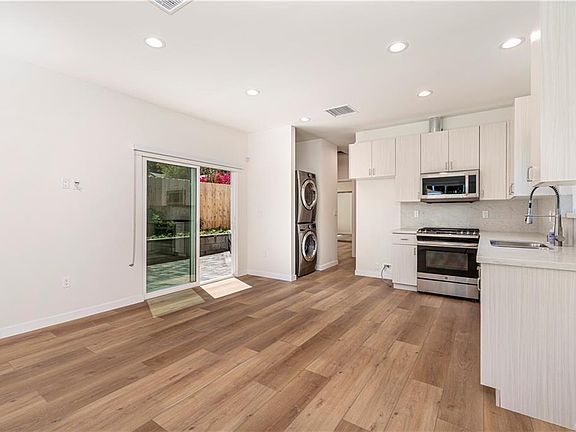 2nd image of 19208 Redwing St
