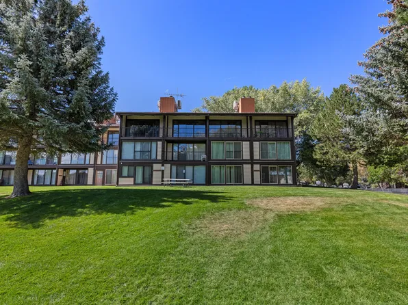 2176 S Bear Lake Blvd #410, Garden City, UT 84028