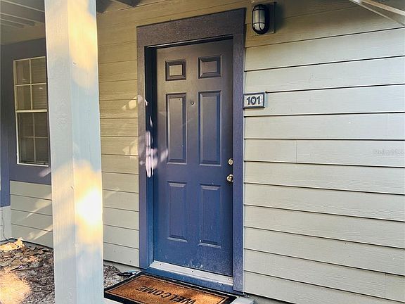 3rd image of 951 Bird Bay Ct APT 101