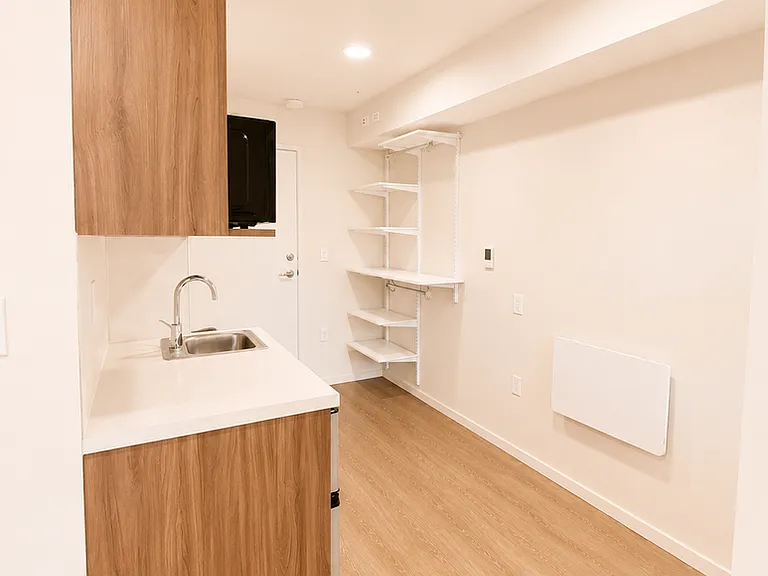 Plaza Apartments — Photo 181