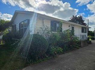 1539 Ellis Ave, Racine, WI 53402