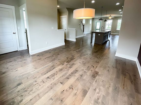 4th image of 624 Granite Mill Blvd