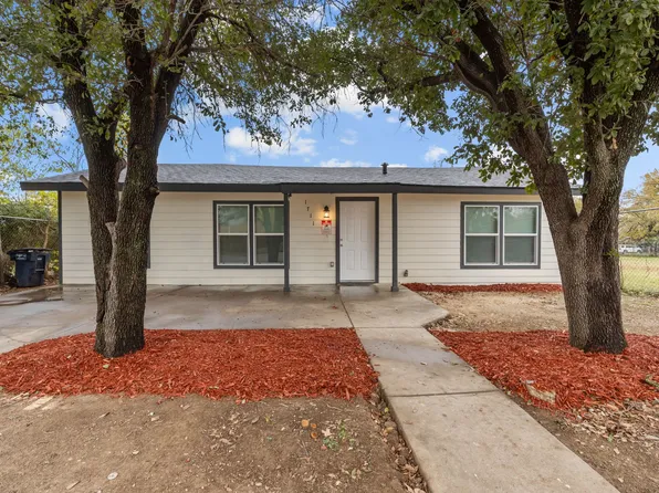 1711 Effie St, Fort Worth, TX 76105