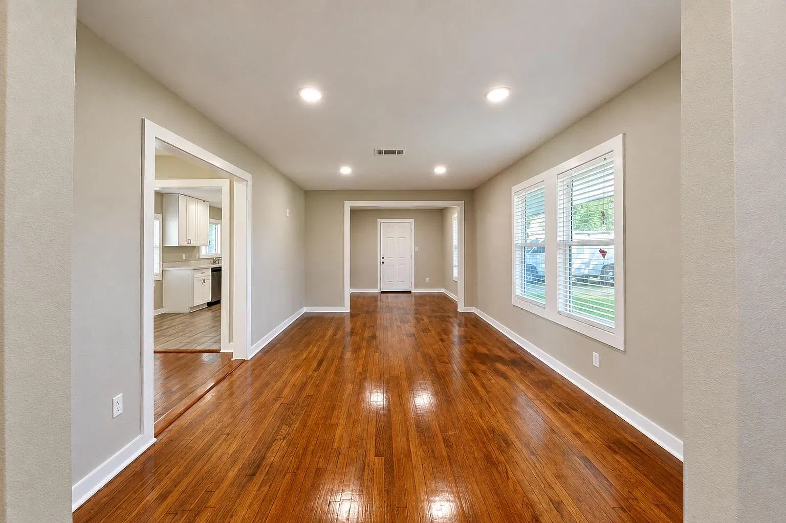 2 bed, 2.5 bath, 1554 sqft, $2,795 — Photo 2