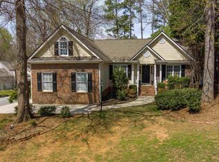 1 Charlestown Ct, Mauldin, SC 29662
