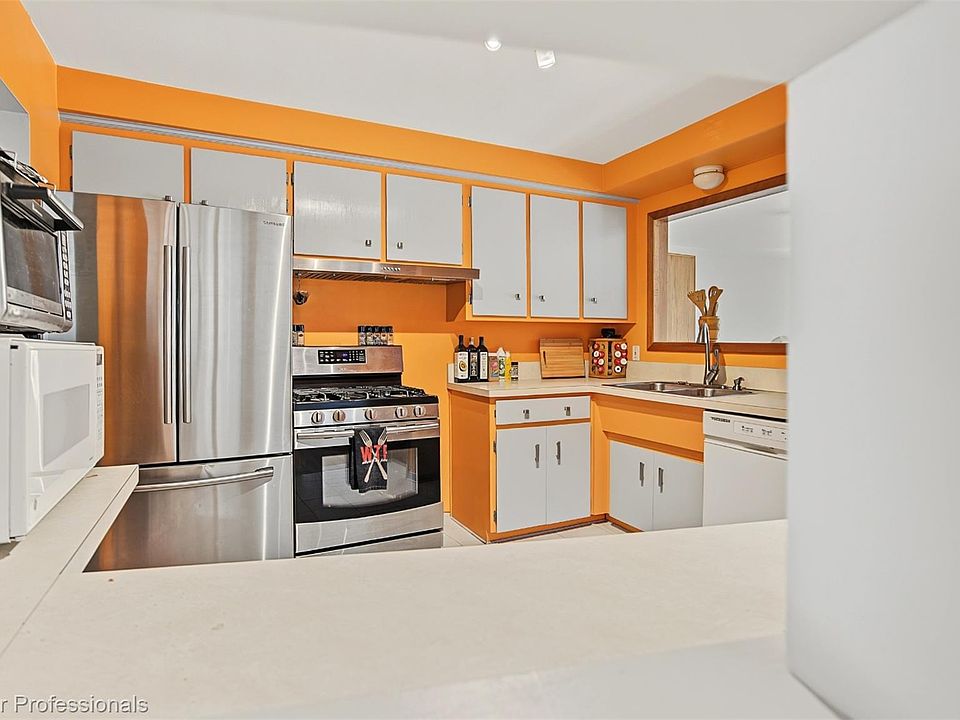 626 Fairway Dr, photo 18