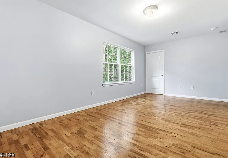 83 Farley Ave — Photo 14