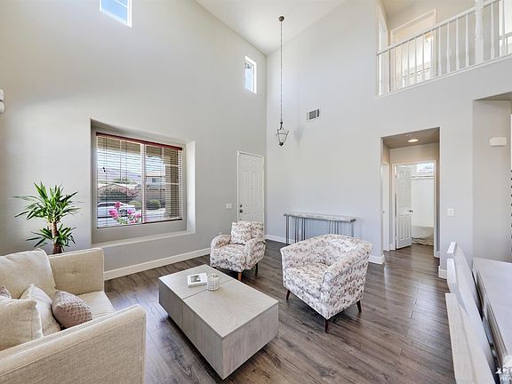4th image of 80513 N Caprice Dr