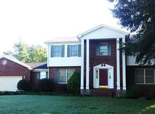 1523 Beckett Dr, Murray, KY 42071