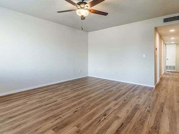 5th image of 3631 N Ezie Ave