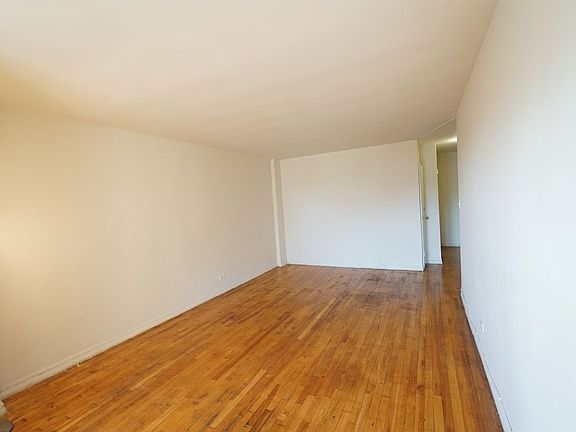 5th image of 71 Ocean Pkwy APT 5C