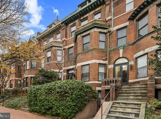 1411 1/2 21st St NW, Washington, DC 20036