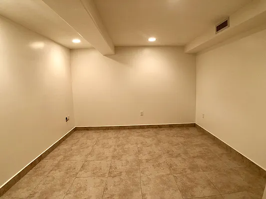 Rented by Your Space New York | media 12