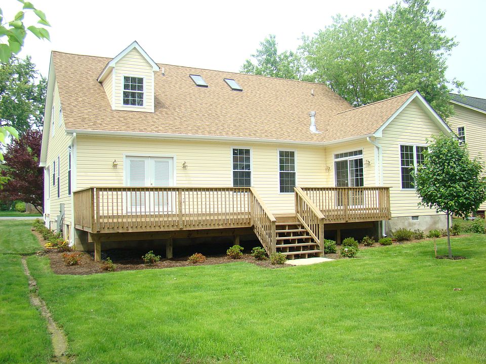 Rear House & Deck