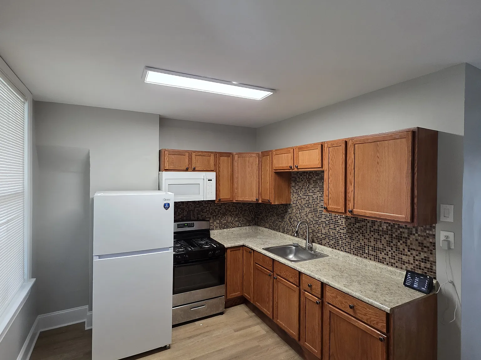 3822 W Congress Pkwy — Photo 4