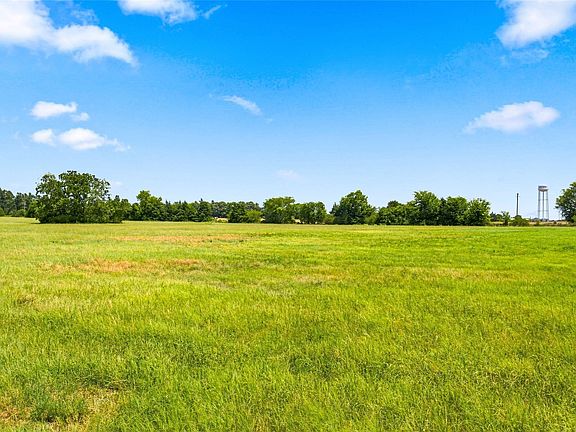 2nd image of Farm Road 1567