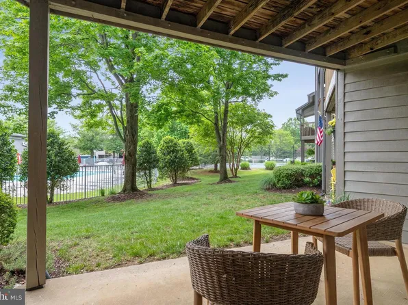 2004 Quay Village Ct APT T1, Annapolis, MD 21403