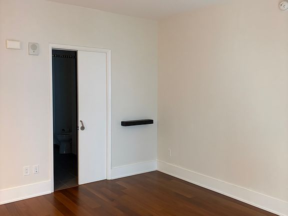 4th image of 1075 Market St Unit 405