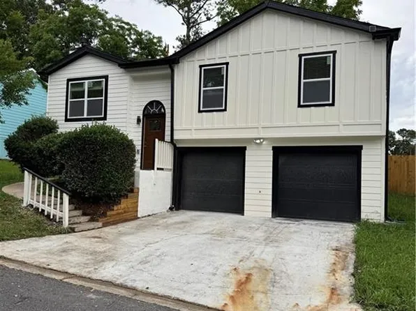 1340 Stoneleigh Way, Stone Mountain, GA 30088