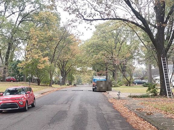 4th image of 526 Saint Nick Dr