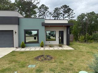 1900 Greenleaf St, Longview, TX 75605