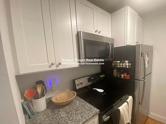 5th image of 776 Columbus Ave #8