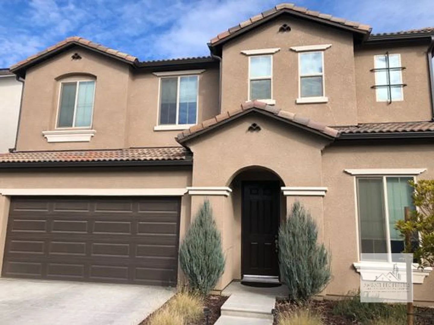 1398 E Via Viola Way photo 1