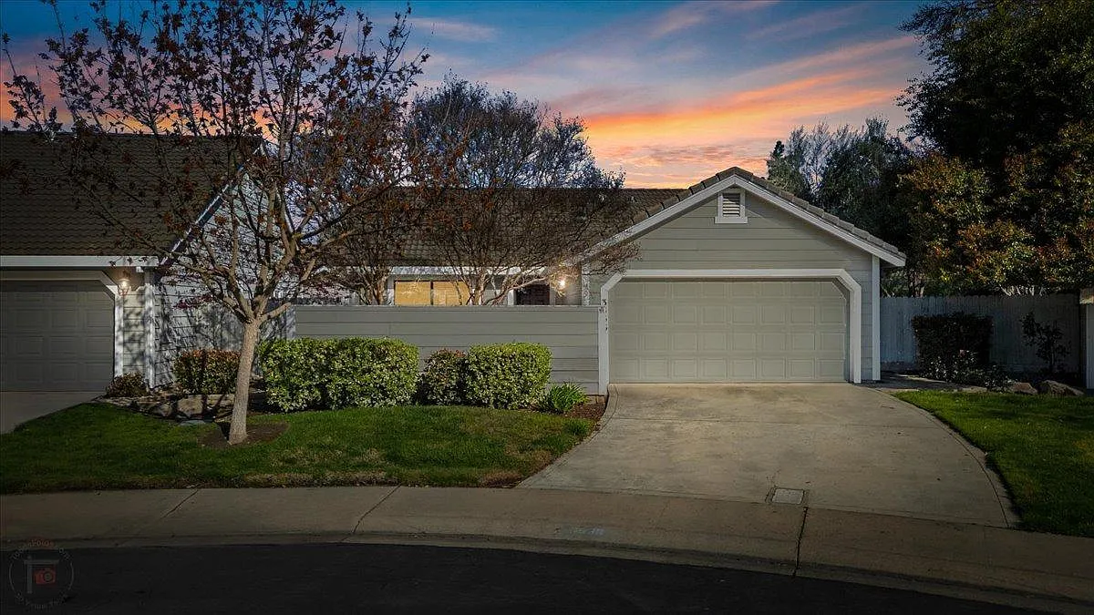 3536 Leeds Way photo 1