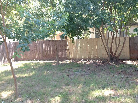 2nd image of 7633 Lindy Ln