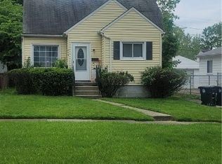 894 Hardesty Blvd, Akron, OH 44320