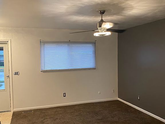 5th image of 525 Bright Ave #3