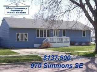 970 Simmons Ave SE, Huron, SD 57350