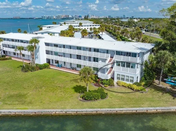 761 John Ringling Blvd #8, Sarasota, FL 34236