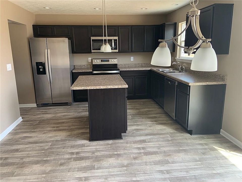 2nd image of 8116 Alyssum Dr