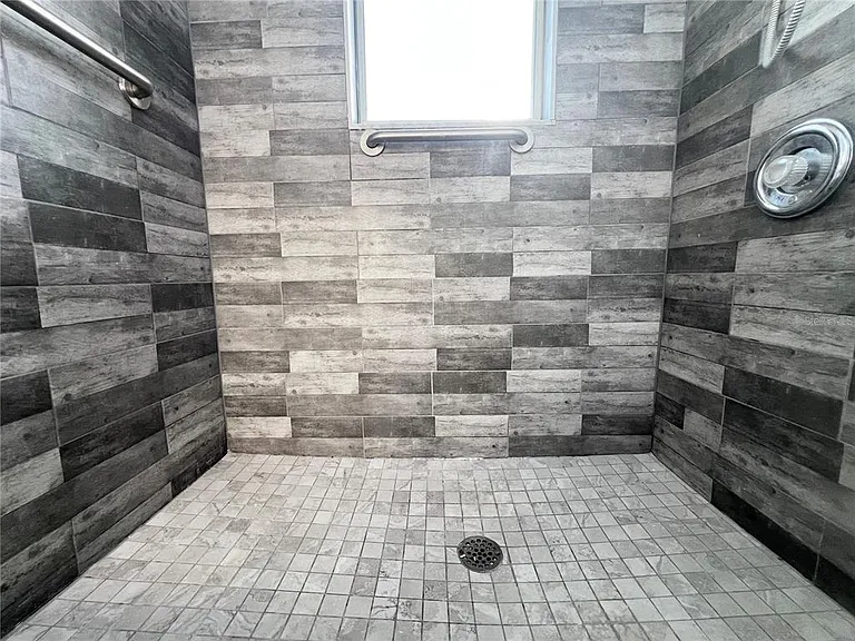 11340 Cardiff Dr — Photo 44