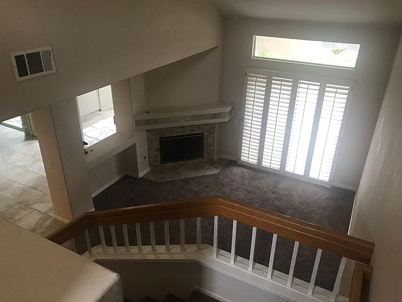 5th image of 517 S Glenhurst Dr #Townhome