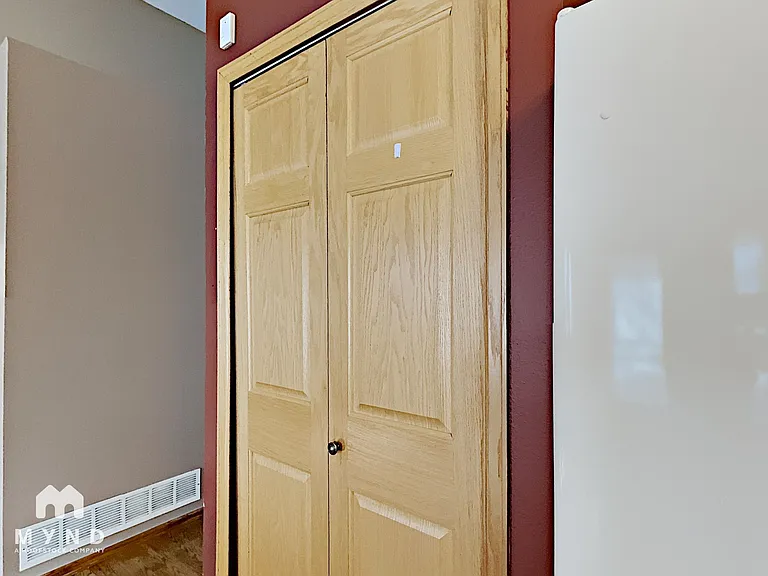 2402 S Gray Dr — Photo 26