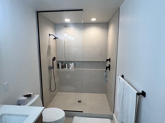 2nd image of 1120C Aspen Ct