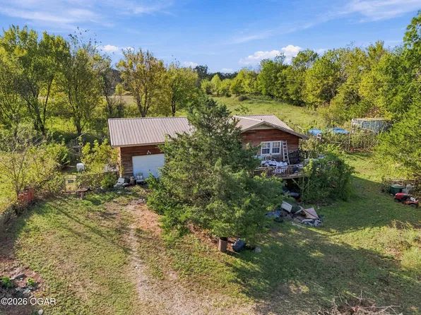 228 Gordon Hollow Rd, Pineville, MO 64856