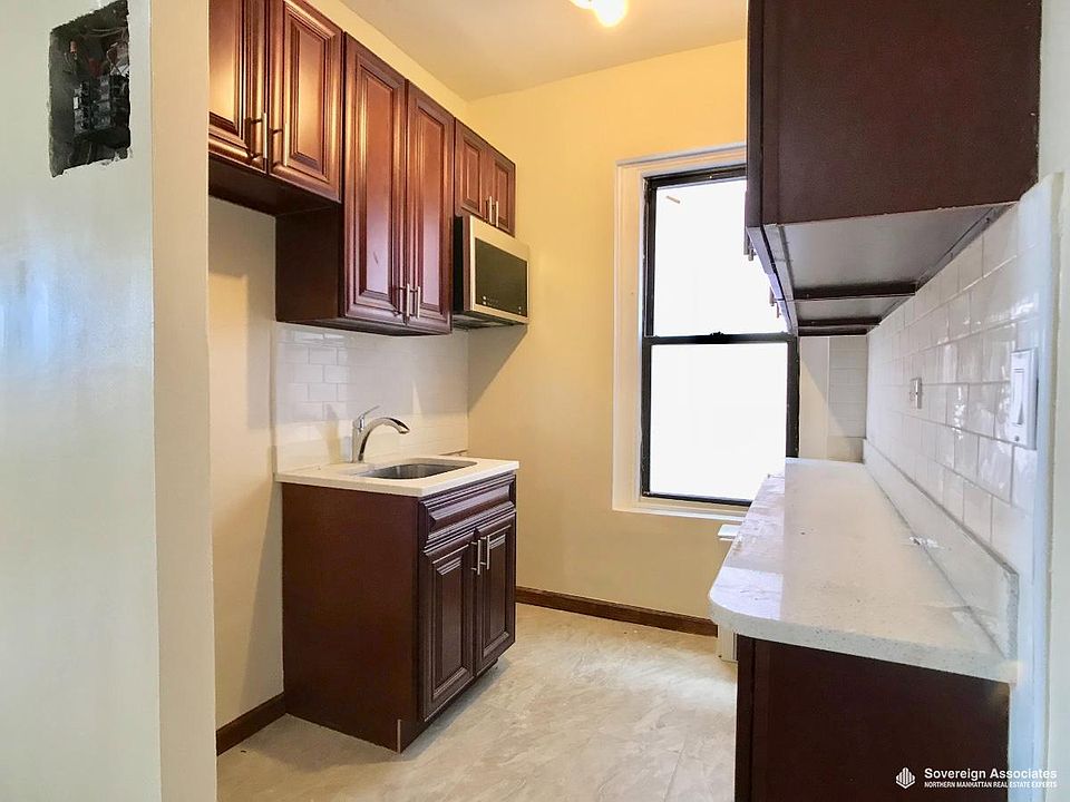 1st image of 240 W 104th St Unit D7