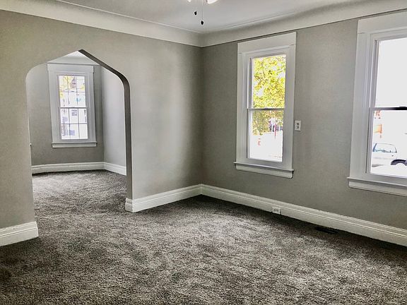5th image of 2282 Florian St