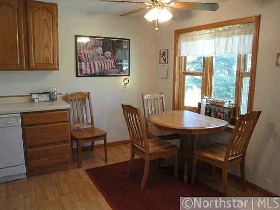 Kitchen / Informal Dining (Main Floor)