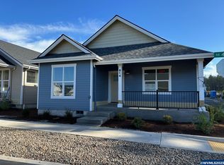 614 SE 44th St, Newport, OR 97366