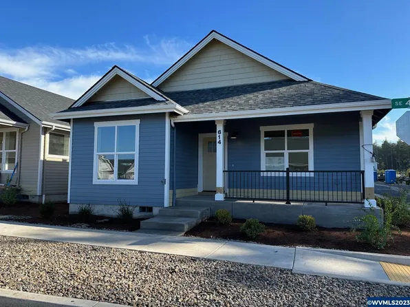614 SE 44th St, Newport, OR 97366