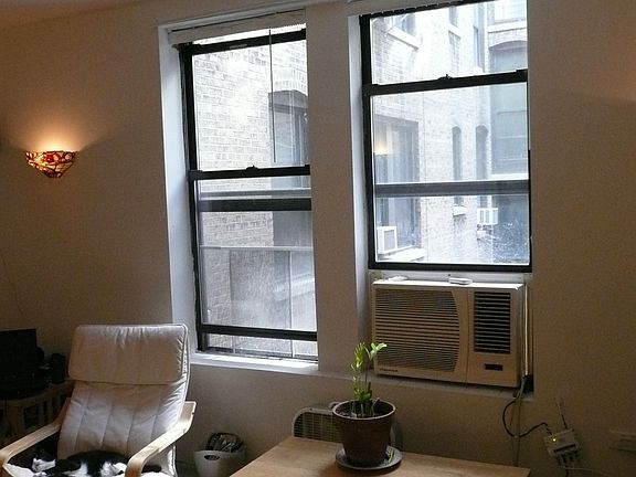 2nd image of 870 W 181st St APT 26