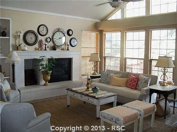 3rd image of 160 Odessa Pl