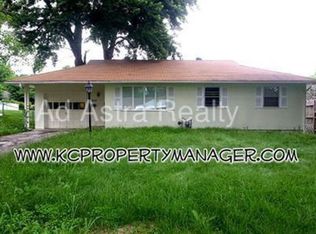 9706 E 65th Ter, Raytown, MO 64133