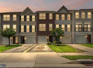 15635 John Diskin Cir, Woodbridge, VA 22191