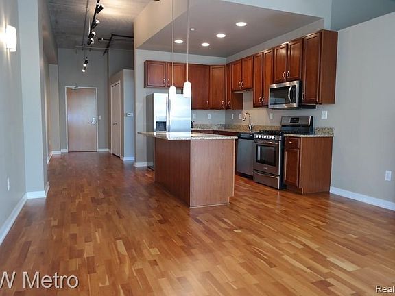 2nd image of 350 N Main St Unit 502